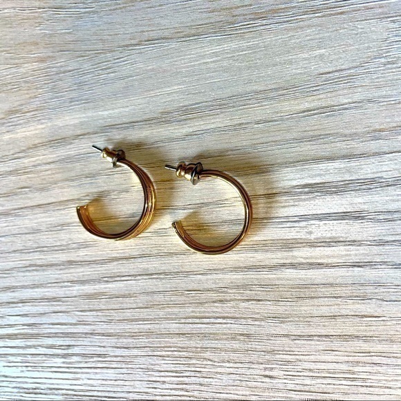 Jewelry - Gold tone Small Open Hoop Earrings